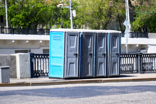 Best Construction site porta potty rental  in Earlham, IA